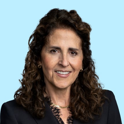 Portrait of Lynne N. Nahmani