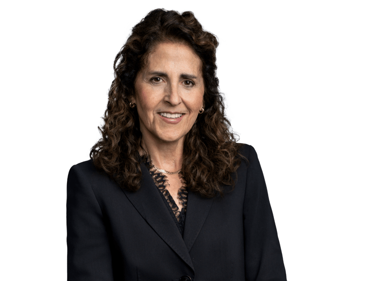 Portrait of Lynne N. Nahmani